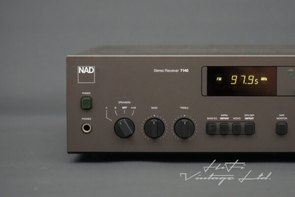 NAD 7140 Stereo Receiver