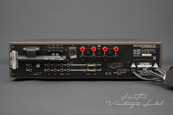 NAD 7140 Stereo Receiver