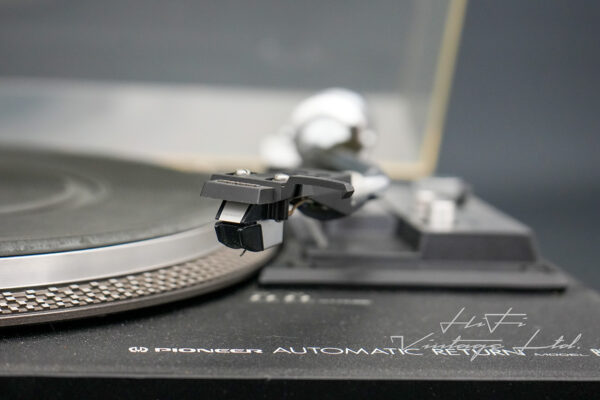 Pioneer PL-516X Turntable