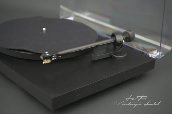 Pro-Ject Debut III Turntable