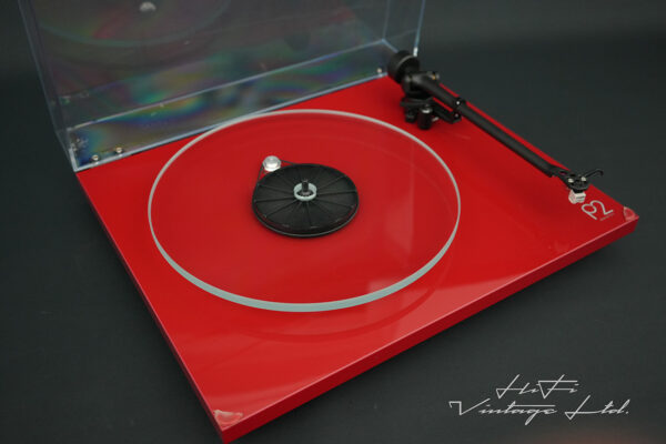 Rega Planar 2 Red turntable