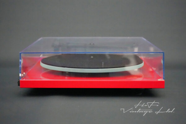 Rega Planar 2 Red turntable