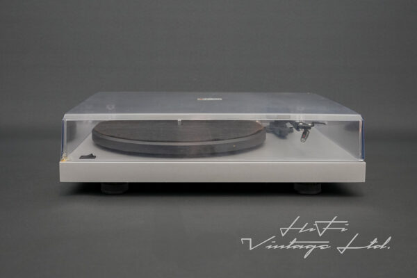 Pro-ject Debut 2 Turntable
