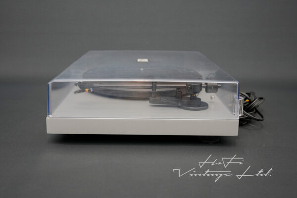 Pro-ject Debut 2 Turntable
