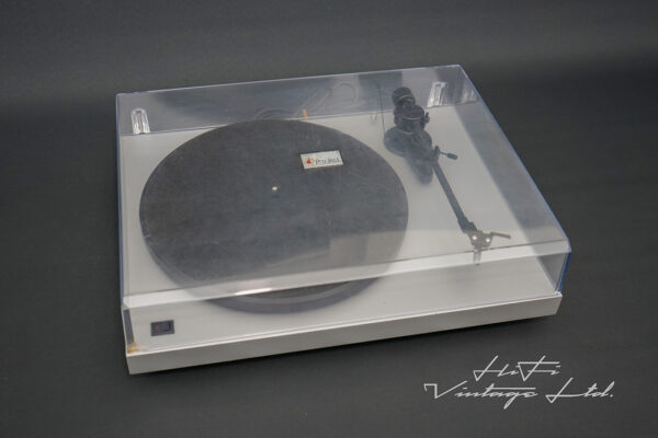 Pro-ject Debut 2 Turntable
