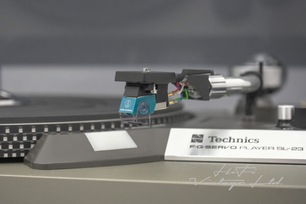 Technics SL-23 Turntable