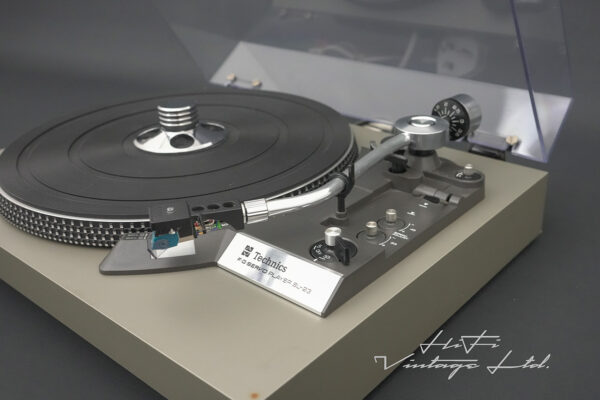 Technics SL-23 Turntable