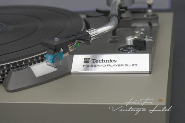 Technics SL-23 Turntable