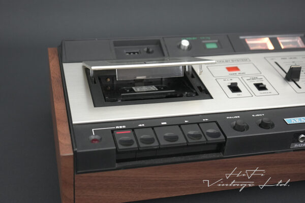 Akai GXC-38D Cassette Deck