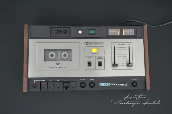 Akai GXC-38D Cassette Deck