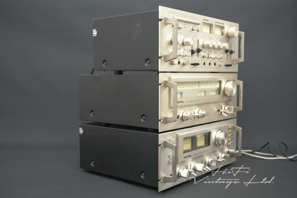 Rotel RA-1312 Stereo Amplifier with Rotel RT-1025 Tuner & Rotel RZ-8 the Play Mixer