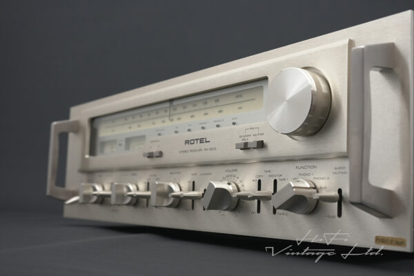 Rotel RX-1203 Stereo FM/AM Receiver. 