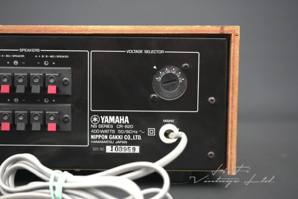 Yamaha CR-820 Receiver