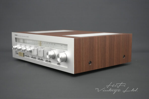 Yamaha CR-820 Receiver