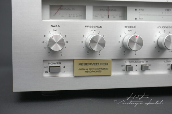 Yamaha CR-820 Receiver