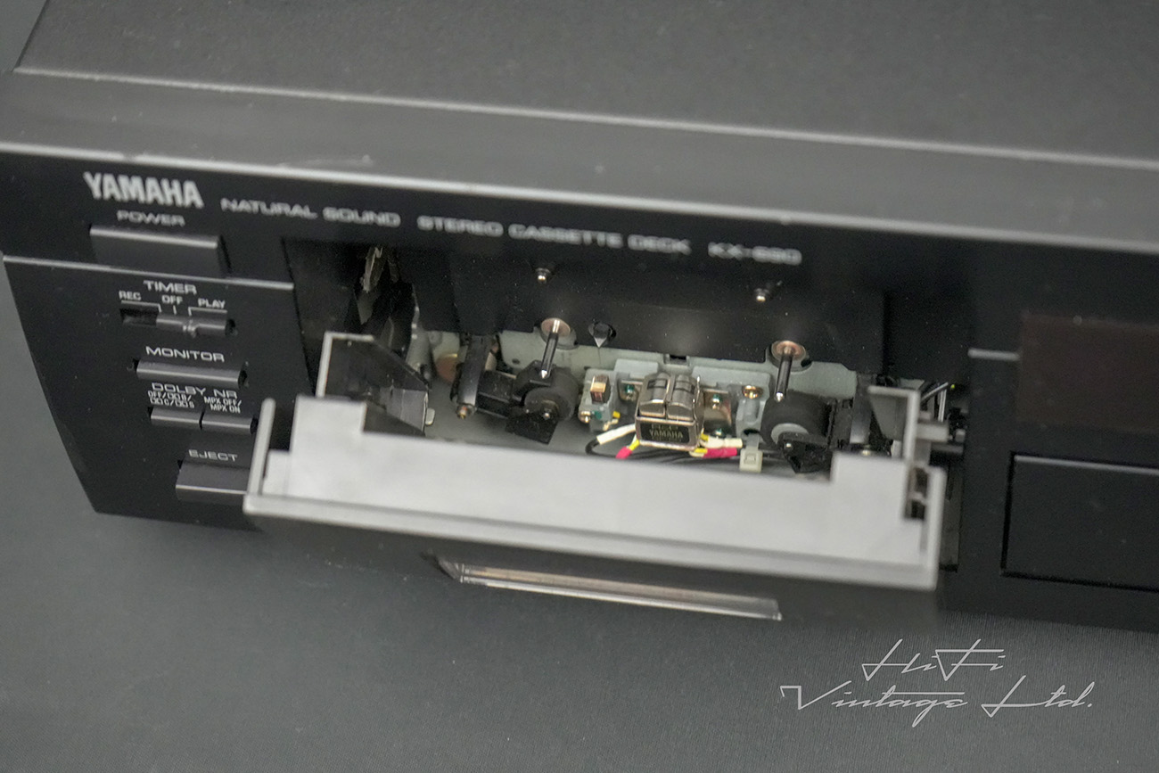 Yamaha KX-690 Cassette Deck