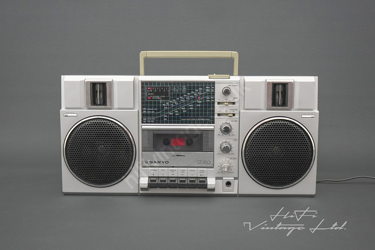 Sanyo M9815L Boombox