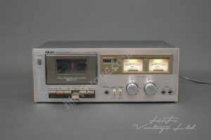 Akai CS-703D Cassette Deck