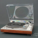 Toshiba SR-F335 Turntable